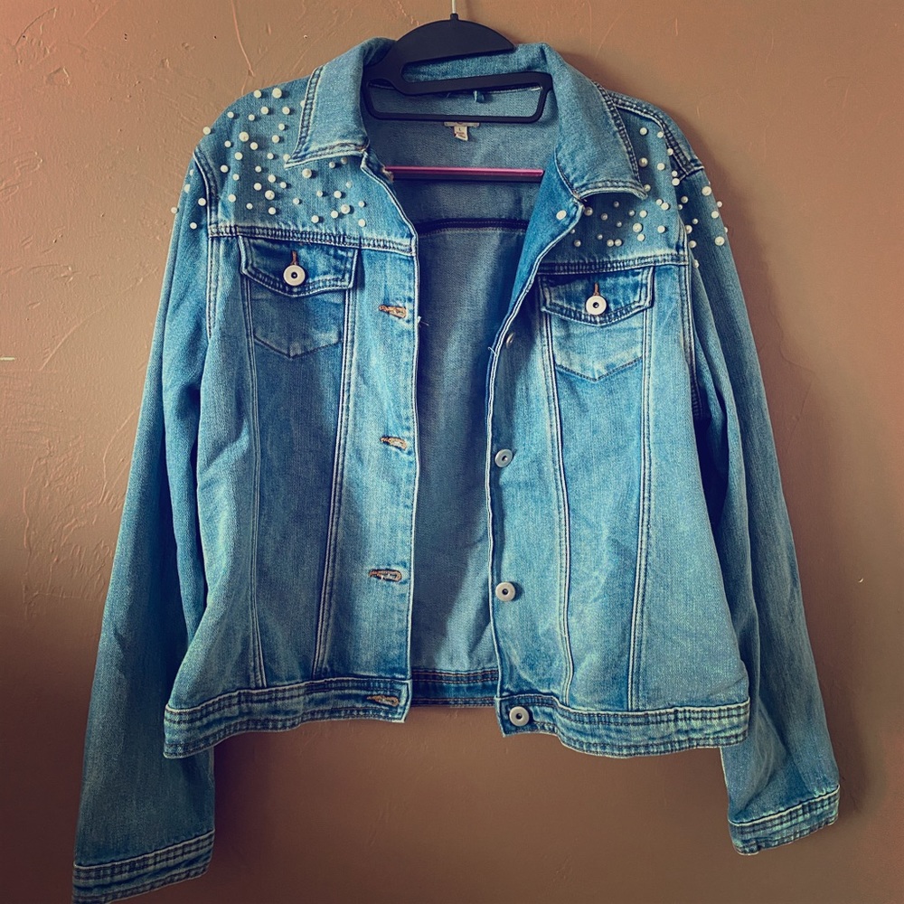Denim/jean jacket w/ pearl embellishment
